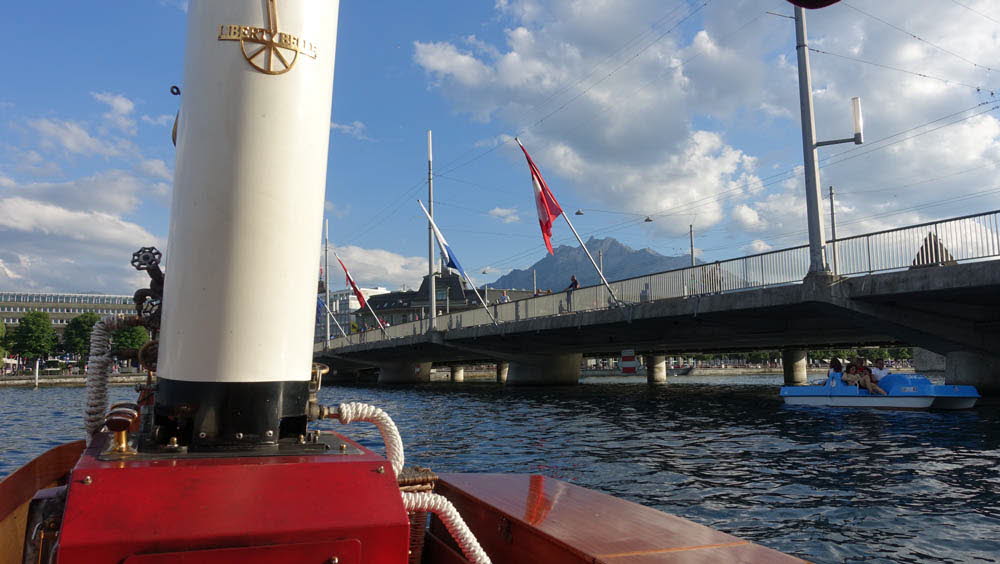 0202 25-06-2017 Luzernerbecken, bei Seebrücke