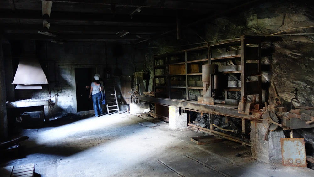 0633 21-07-2015 Walenstadt, ehem Steinbruch Lochezen, Bohrerschmiede